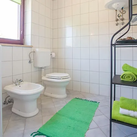Spacious In Kukci With Swimming Pool *
