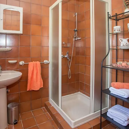 Willa Spacious In Kukci With Swimming Pool *