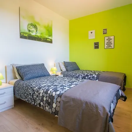 Spacious In Kukci With Swimming Pool *